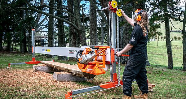 Aserradero portátil Turbosawmill M7 PowerSaw con hoja oscilante